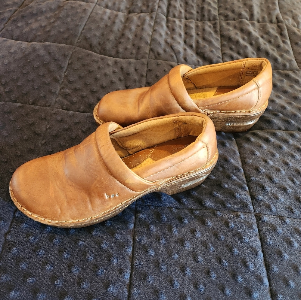 B.O.C. leather shoes. Size 9